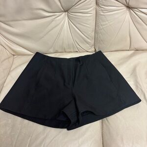 LULULEMON sz 10 Black Utilitech High Waisted Woven Casual Shorts